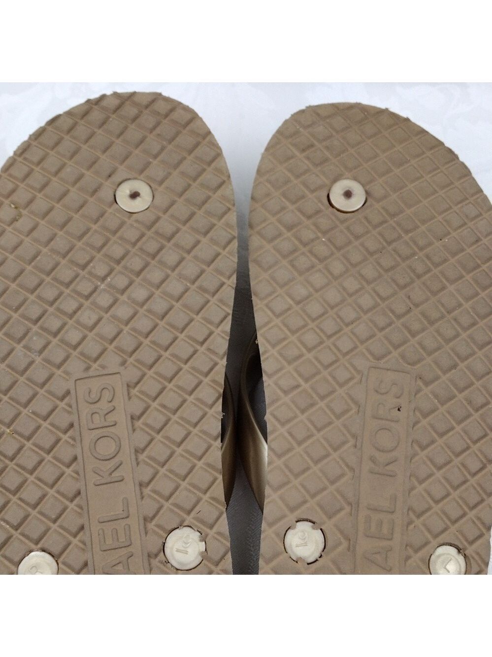 MICHAEL Michael Kors Brown Gold PVC Upper Thong Slip On Flip Flop Shoe - Picture 8 of 15